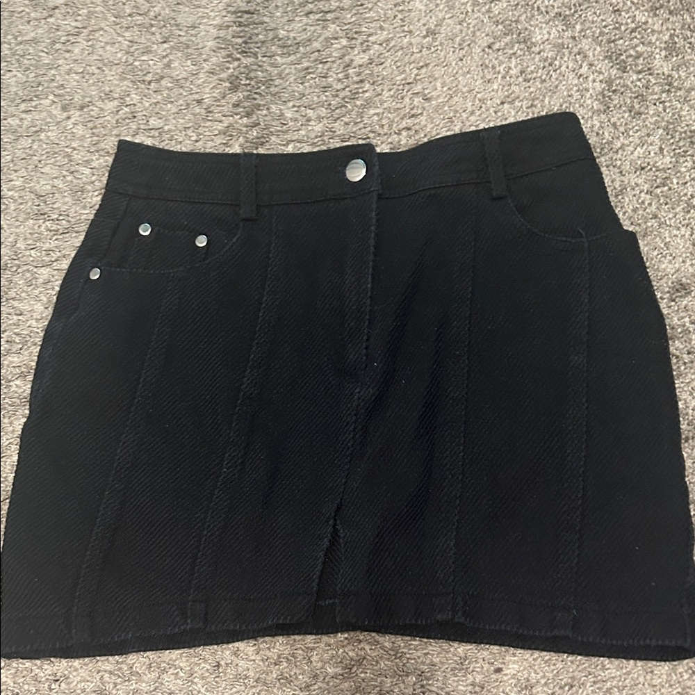 Forever 21 Black Textured Mini Skirt